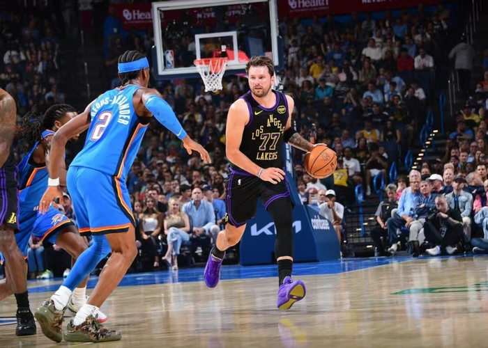 NBA65场规则影响球星评奖，库里詹姆斯无缘，约基