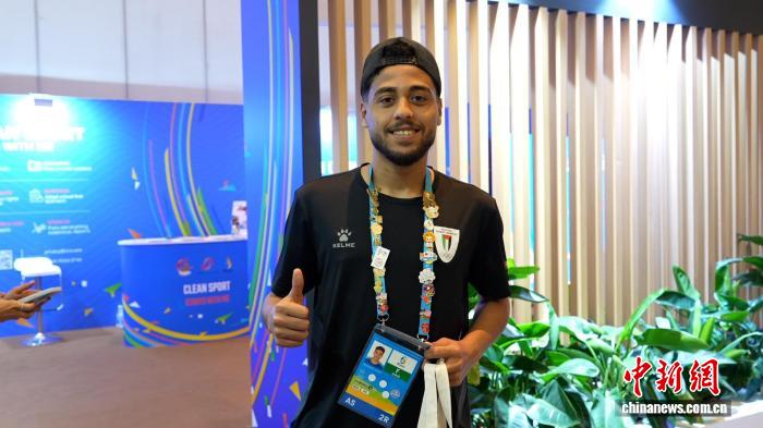 三亚亚沙会徽章成赛场外友谊桥梁